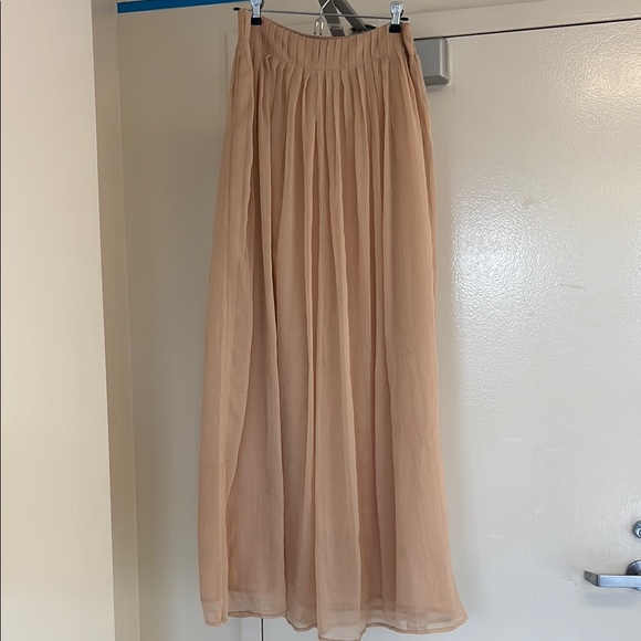 Long mauve sheer skirt - Picture 1 of 4